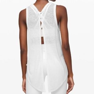 Lululemon Meet Halfway Tank Size 8 Like New